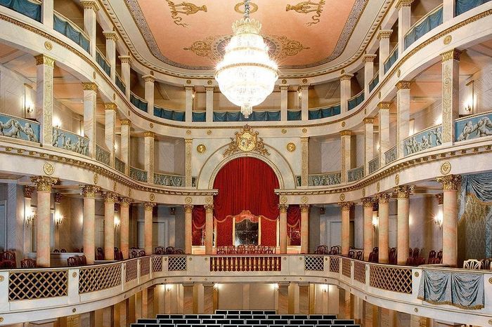 Aperçu de l’intérieur du théâtre du château résidentiel de Ludwigsbourg 