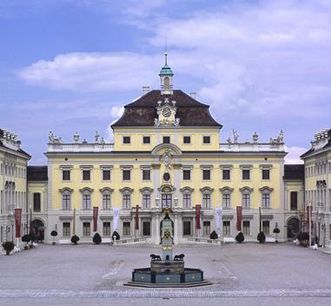 Der Alte Hauptbau in Ludwigsburg von der Südseite