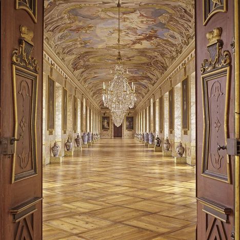 Ludwigsburg Palace, A look inside the Ancestral Hall