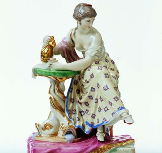 Ceramics museum at Ludwigsburg, woman drinking coffee, design by Friedrich Wilhelm Beyer, 1765–1766
