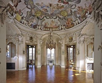 Pavillon des jeux du château résidentiel de Ludwigsbourg avec des fresques au plafond de Colomba et Wohlhaupter 