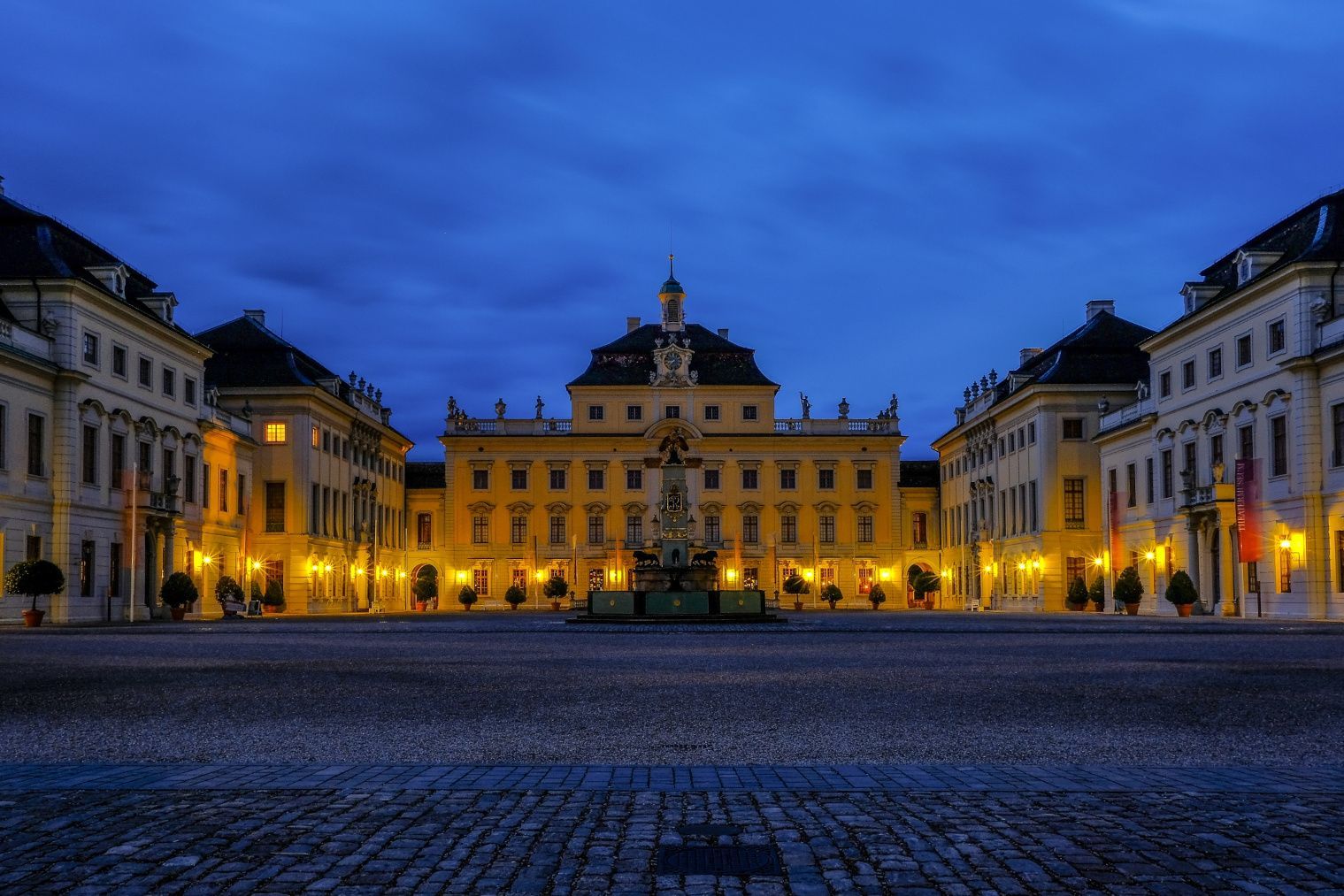 Residenzschloss Ludwigsburg, Außenansicht, Innenhof