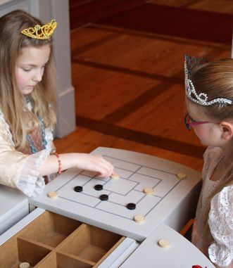 Kinder beim Spielen im Residenzschloss Ludwigsburg