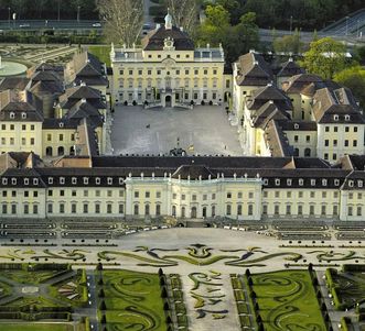Luftansicht der Vierflügelanlage des Residenzschlosses Ludwigsburg