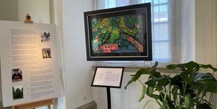 Residenzschloss Ludwigsburg, Blick in die Ausstellung „Hundertwasser – Liebe zur Natur“
