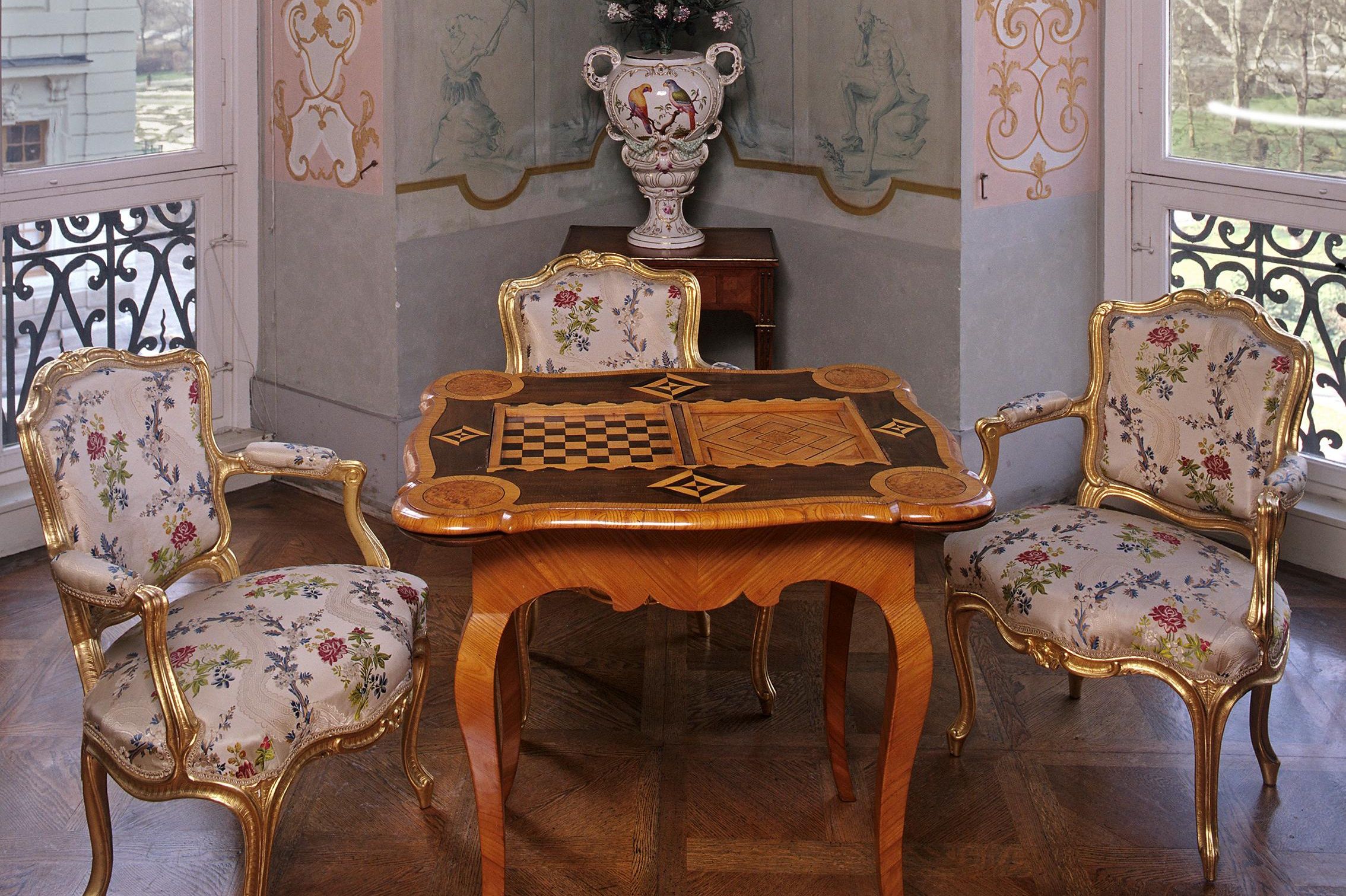 Residenzschloss Ludwigsburg, Spieltisch Rokoko